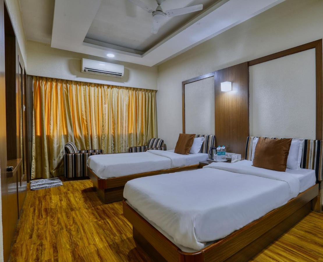 Hotel President, Pure Veg 3*